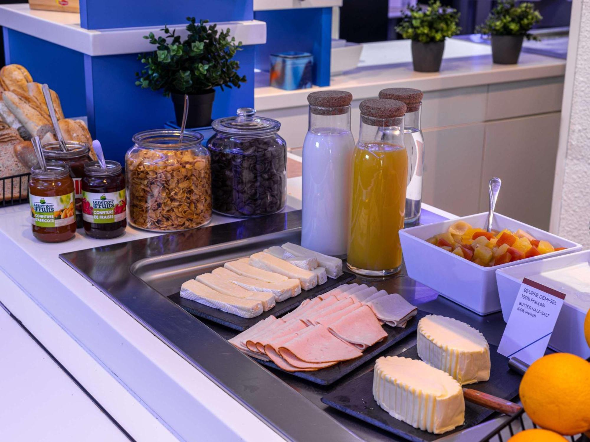 Ibis Budget Biarritz - Anglet Exteriör bild